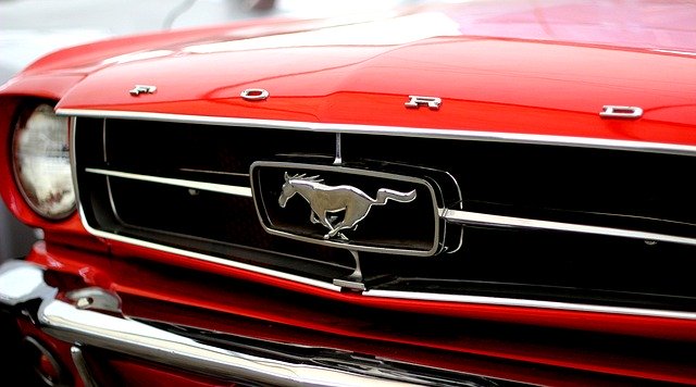 Predaj vozidiel Ford v Číne klesol v treťom roku až o 26 percent